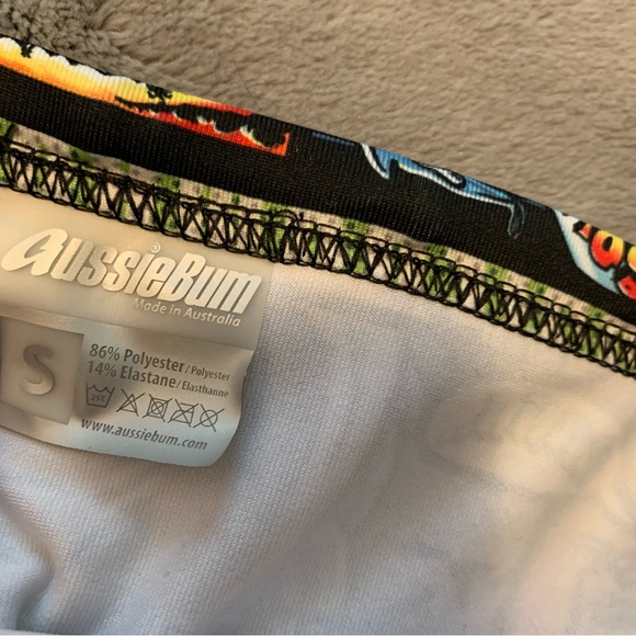 Aussiebums Swim Shorts Graphic Comic Print - Picture 10 of 10